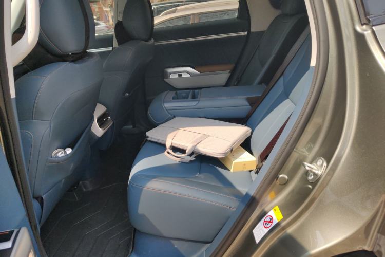 Used Deepal G318 2024 Four-Wheel Drive Comfort Edition Left Rear Seat