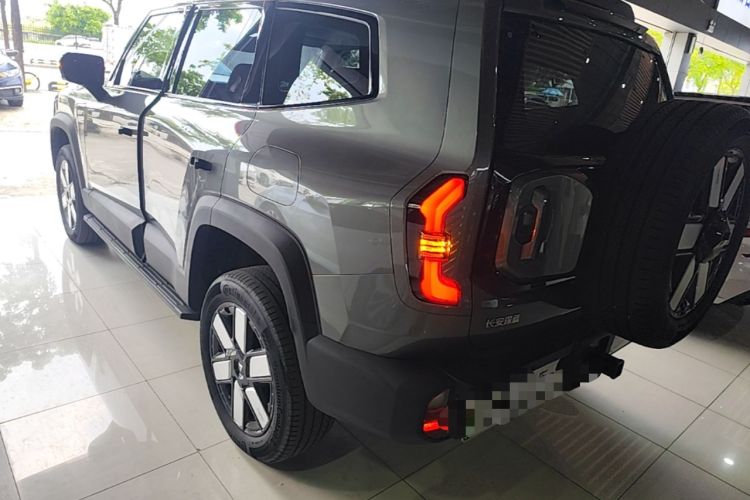 Used Deepal G318 2024 Four-Wheel-Drive Air Suspension Model Rear Left 45 Deg
