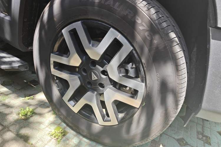 Used Deepal G318 2024 Two-Wheel Drive Air Suspension Version Right Front Wheel Hub