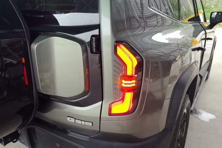 Used Deepal G318 2024 Four-Wheel-Drive Air Suspension Model Right Rear Taillight