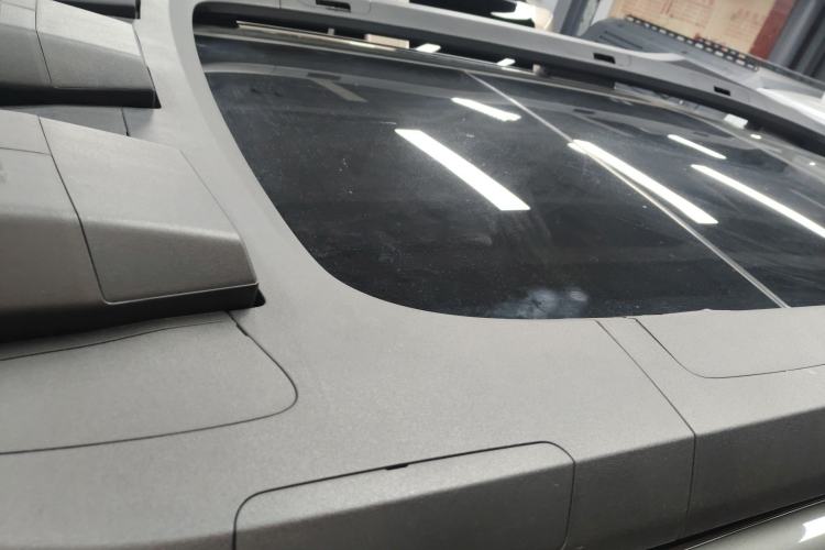 Used Deepal G318 2024 Four-Wheel-Drive Air Suspension Model Roof