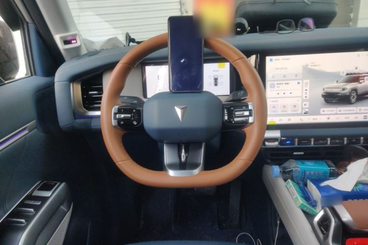 Used Deepal G318 2024 Four-Wheel-Drive Air Suspension Model Steering Wheel