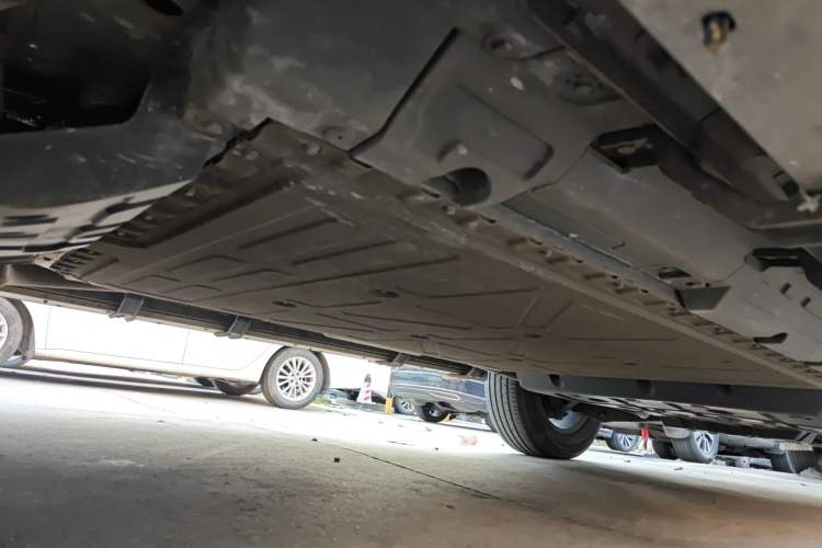 Used Deepal G318 2024 Four-Wheel Drive Comfort Edition Chassis Front Left
