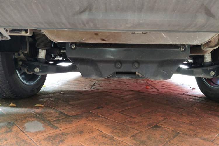 Used Deepal G318 2024 Four-Wheel-Drive Air Suspension Model Chassis Rear