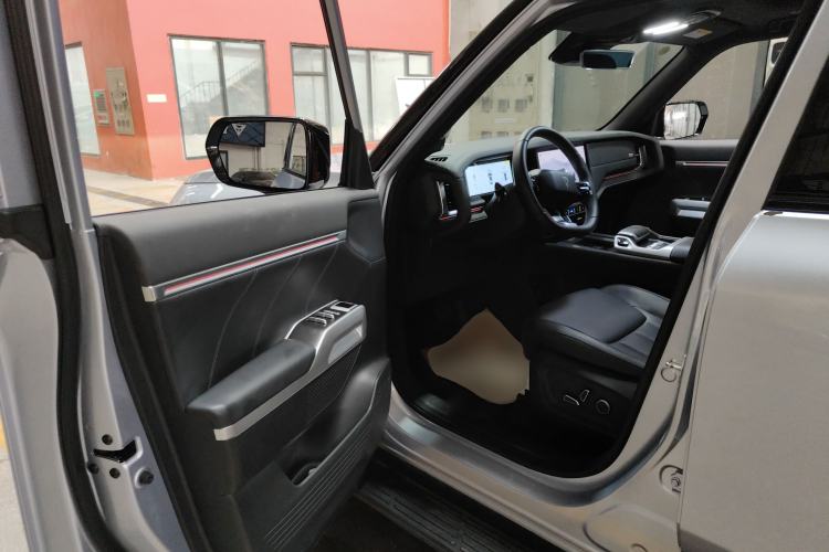 Used Deepal G318 2024 Four-Wheel-Drive Air Suspension Model Driver Seat
