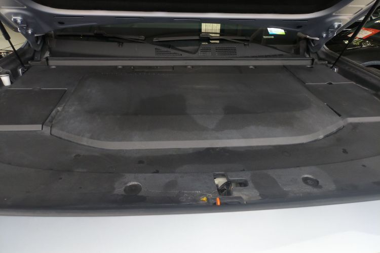Used Deepal G318 2024 Four-Wheel-Drive Air Suspension Model Engine Bay