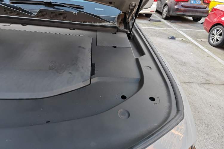Used Deepal G318 2024 Four-Wheel Drive Comfort Edition Engine Bay Left