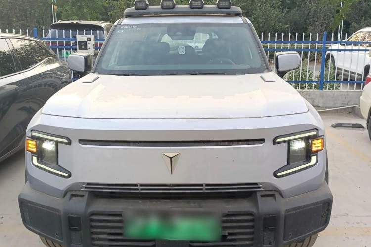 Used Deepal G318 2024 Four-Wheel-Drive Air Suspension Model Exterior 1