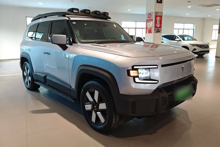 Used Deepal G318 2024 Four-Wheel-Drive Air Suspension Model Exterior 2