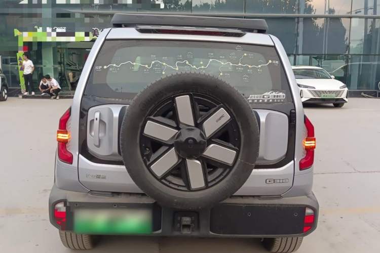 Used Deepal G318 2024 Four-Wheel-Drive Air Suspension Model Exterior 3