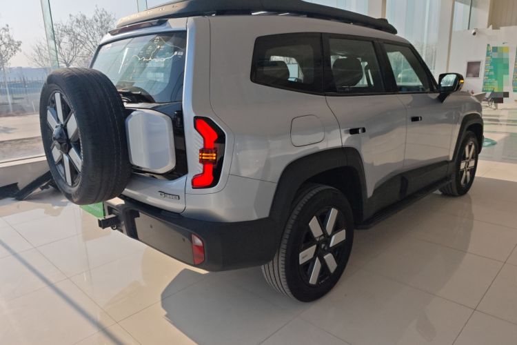 Used Deepal G318 2024 Four-Wheel-Drive Air Suspension Model Exterior 5