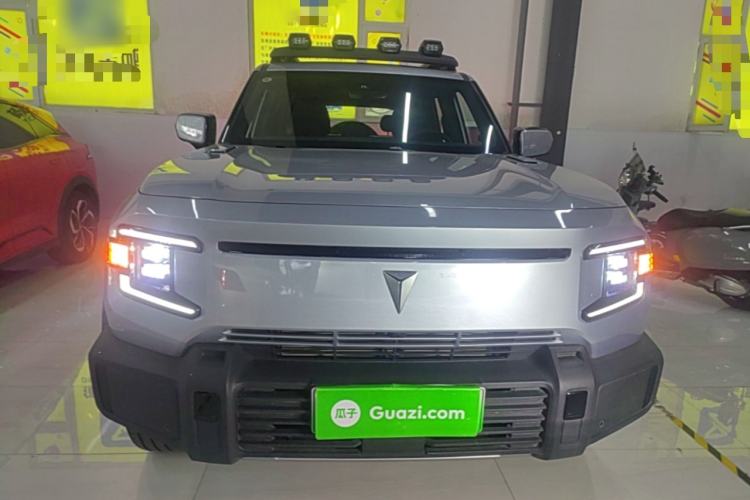 Used Deepal G318 2024 Four-Wheel-Drive Air Suspension Model Front