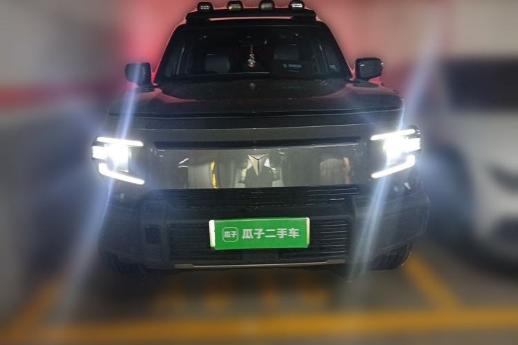 Used Deepal G318 2024 Four-Wheel-Drive Air Suspension Model Front