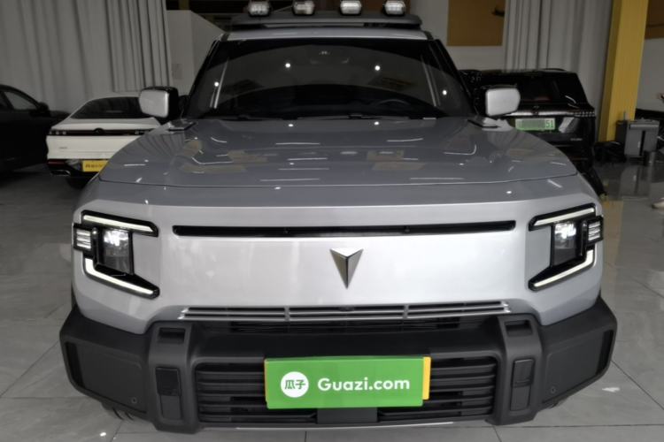 Used Deepal G318 2024 Four-Wheel-Drive Air Suspension Model Front
