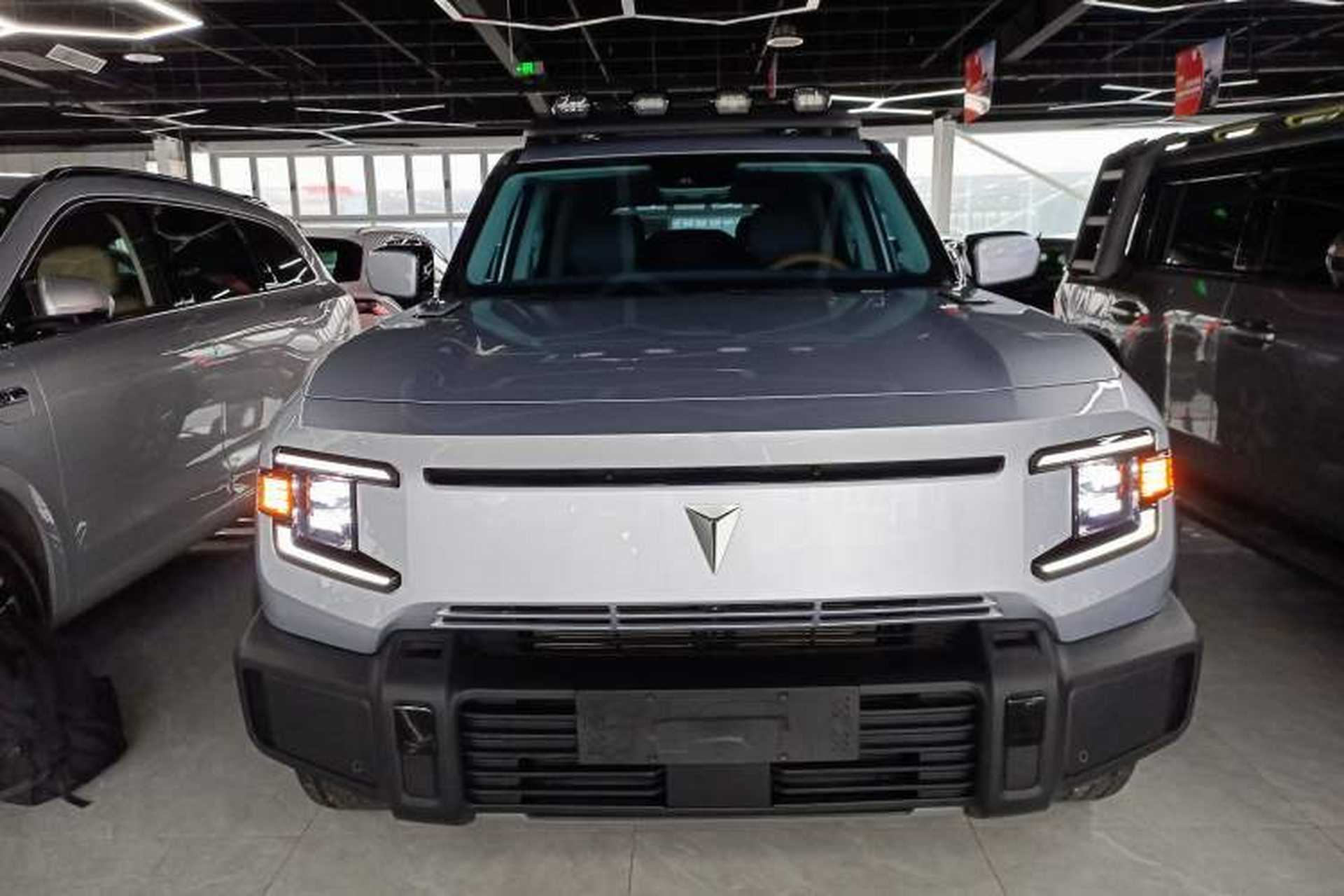 Used Deepal G318 2024 Four-Wheel-Drive Air Suspension Model Front