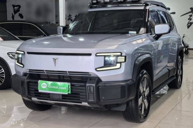 Used Deepal G318 2024 Four-Wheel-Drive Air Suspension Model