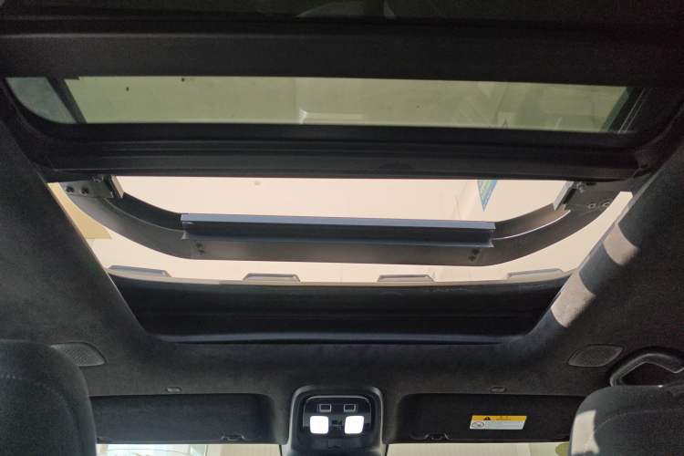 Used Deepal G318 2024 Four-Wheel-Drive Air Suspension Model Headliner