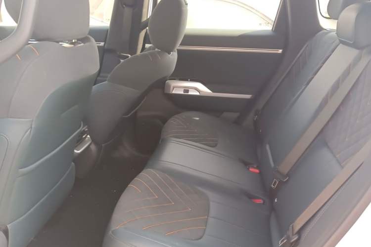 Used Deepal G318 2024 Four-Wheel-Drive Air Suspension Model Interior 2