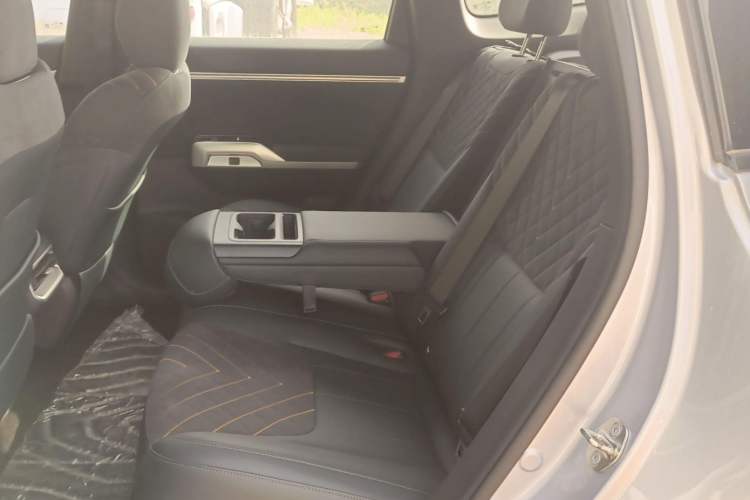 Used Deepal G318 2024 Four-Wheel-Drive Air Suspension Model Interior 5