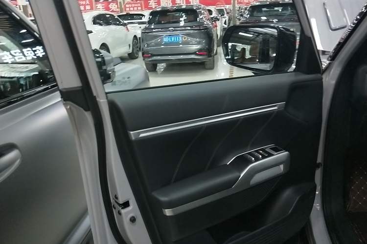 Used Deepal G318 2024 Four-Wheel Drive Comfort Edition Left Front Door Interior