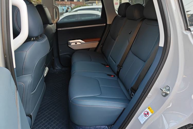 Used Deepal G318 2024 Four-Wheel Drive Comfort Edition Left Rear Seat