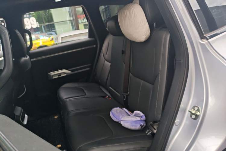 Used Deepal G318 2024 Two-Wheel Drive Comfort Edition Left Rear Seat