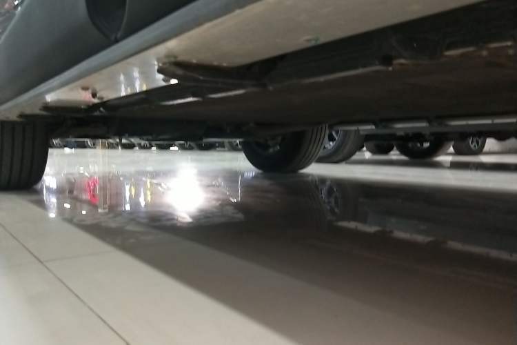 Used Deepal G318 2024 Four-Wheel Drive Comfort Edition Left Side Sill