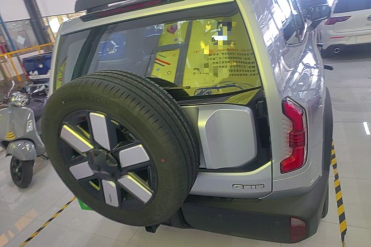 Used Deepal G318 2024 Four-Wheel-Drive Air Suspension Model Rear