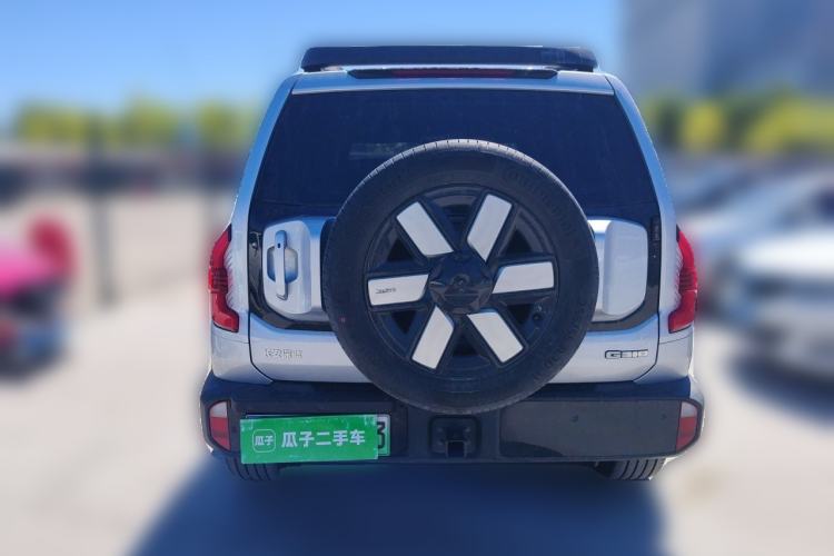 Used Deepal G318 2024 Four-Wheel-Drive Air Suspension Model Rear