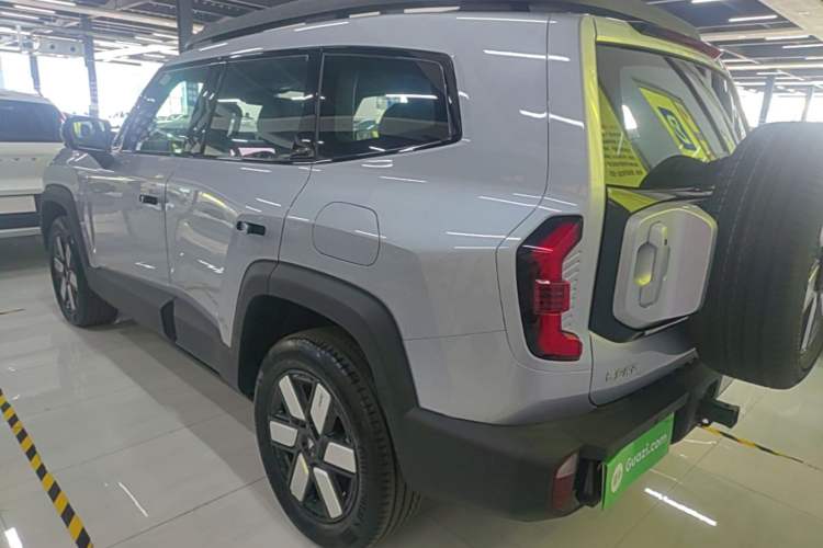 Used Deepal G318 2024 Four-Wheel-Drive Air Suspension Model Rear Left 45 Deg