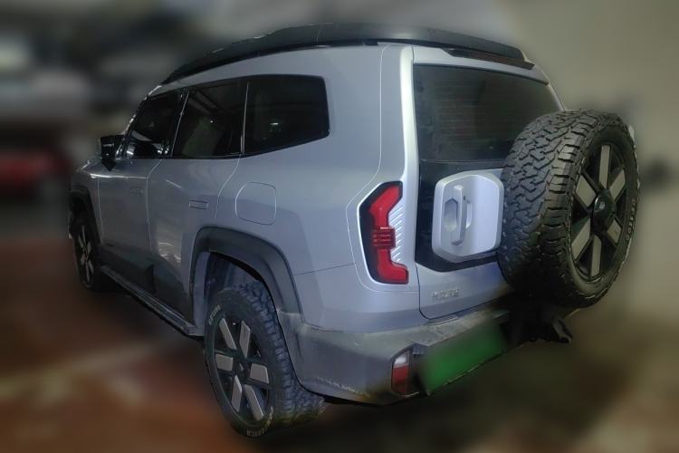 Used Deepal G318 2024 Four-Wheel-Drive Air Suspension Model Rear Left 45 Deg