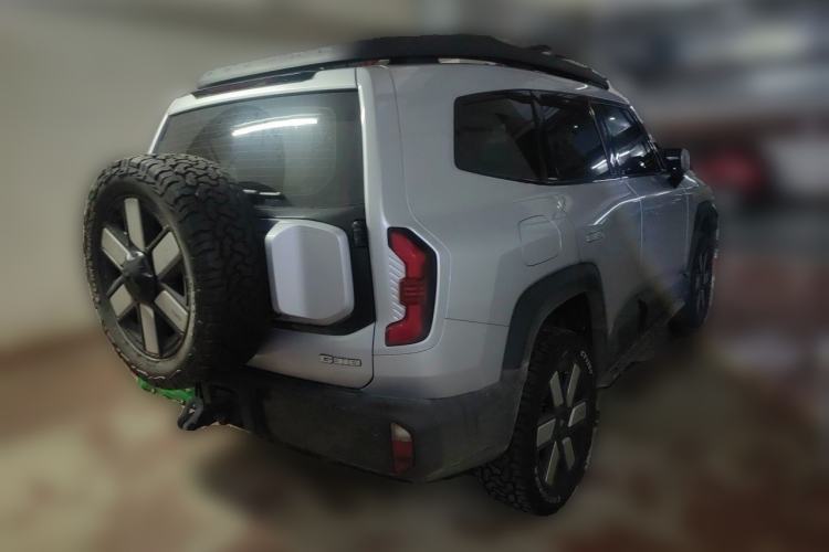 Used Deepal G318 2024 Four-Wheel-Drive Air Suspension Model Rear Right 45 Deg
