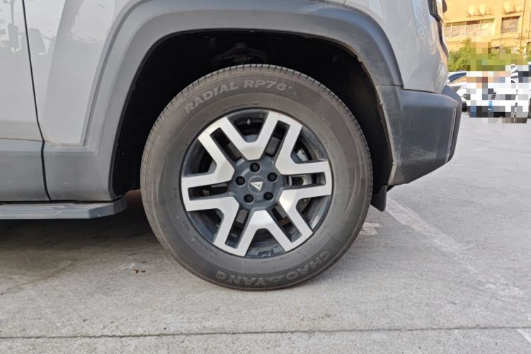 Used Deepal G318 2024 Four-Wheel Drive Comfort Edition Right Front Wheel Hub