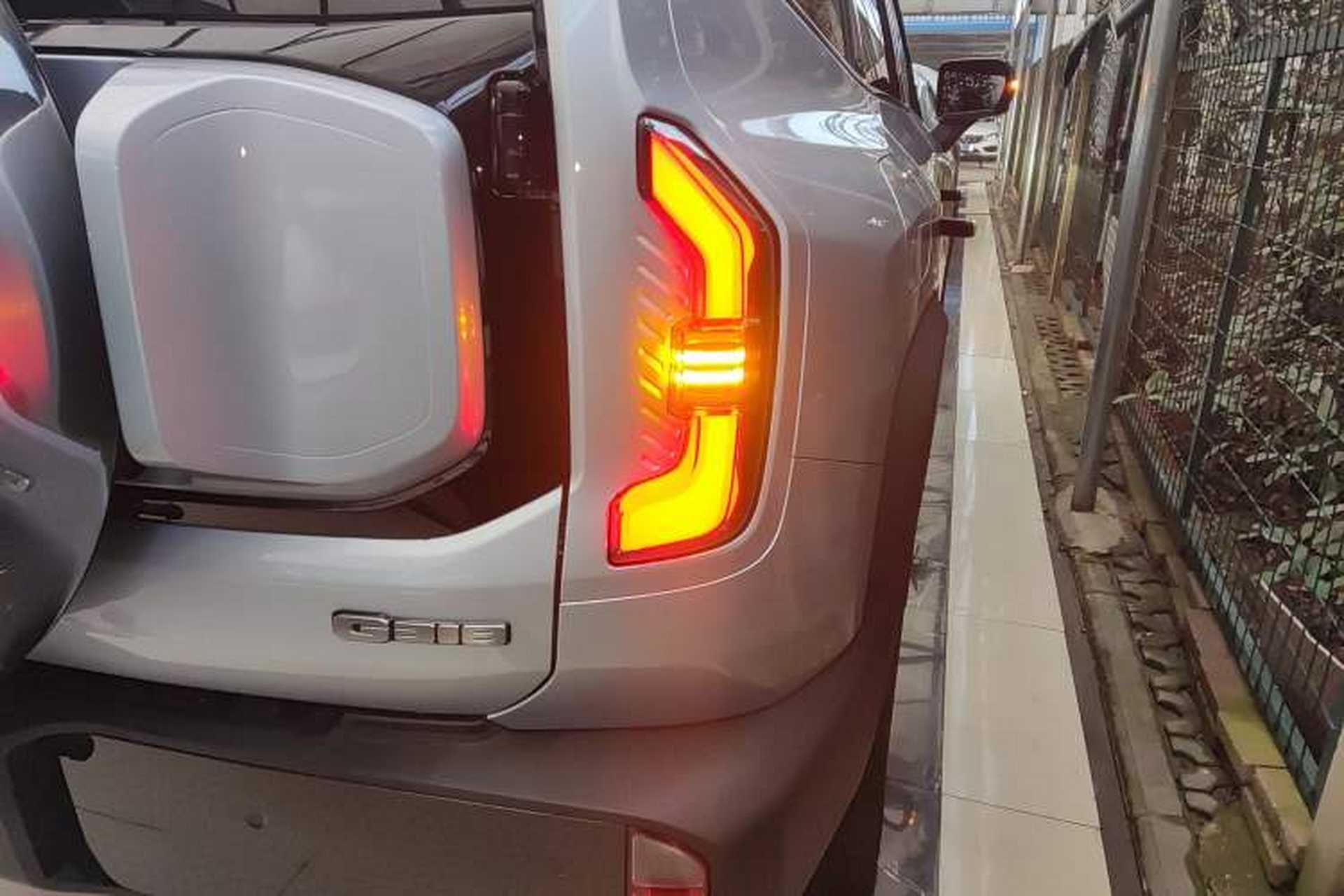 Used Deepal G318 2024 Four-Wheel-Drive Air Suspension Model Right Rear Taillight