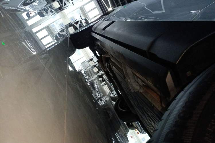 Used Deepal G318 2024 Four-Wheel-Drive Air Suspension Model Right Side Sill