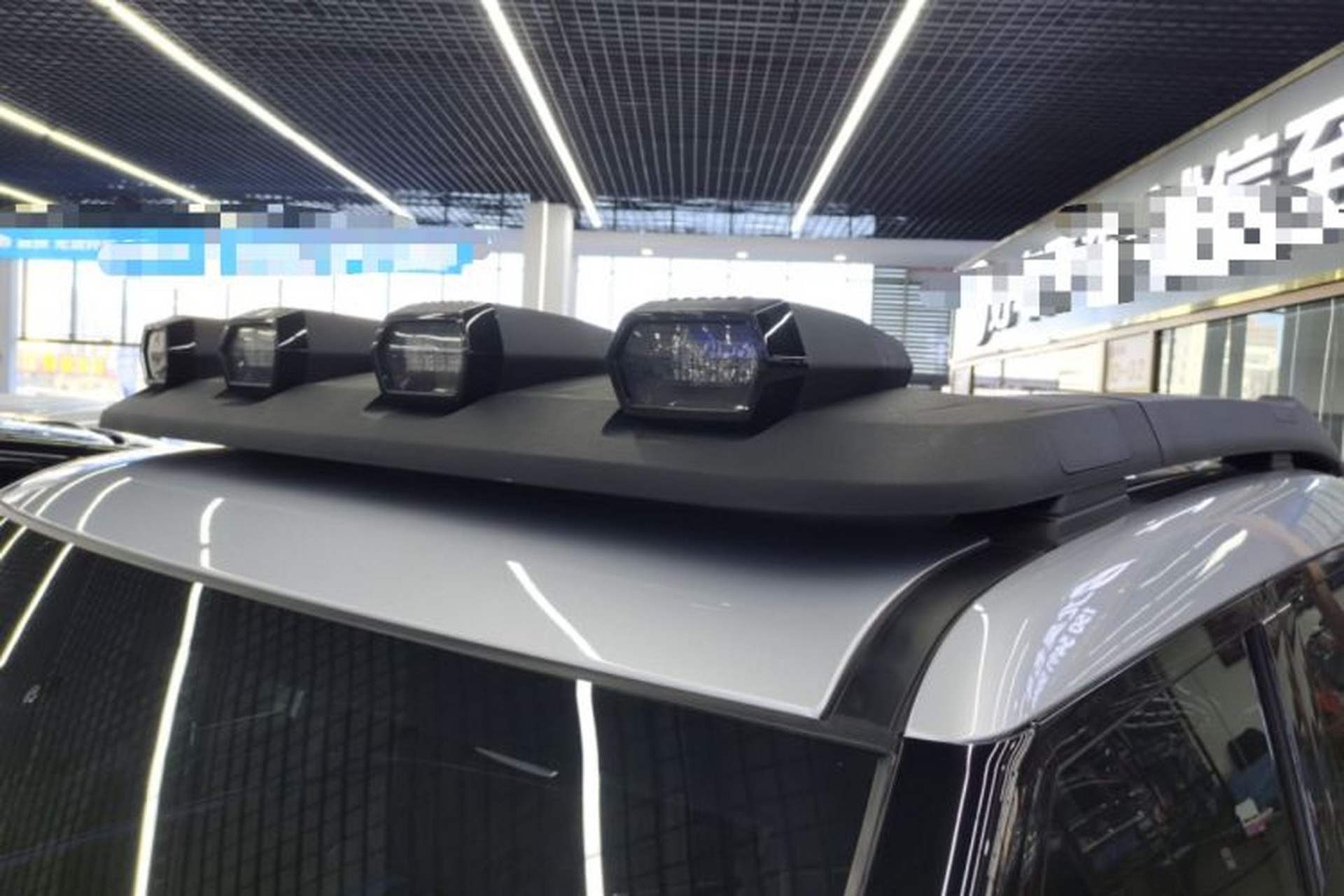 Used Deepal G318 2024 Four-Wheel-Drive Air Suspension Model Roof