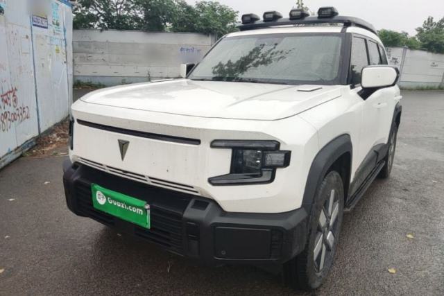 Used Deepal G318 2024 Four-Wheel-Drive Air Suspension Model