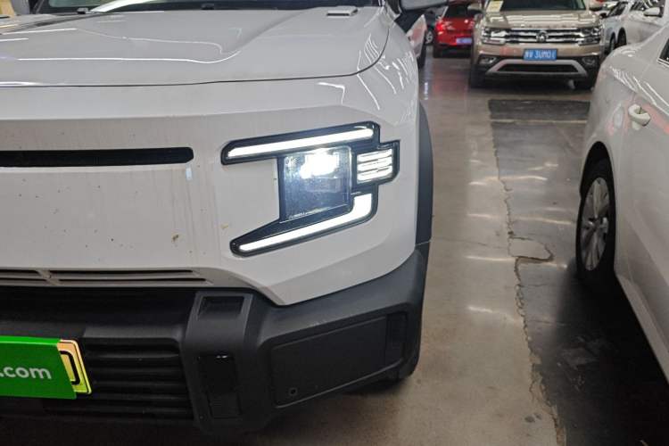 Used Deepal G318 2024 Four-Wheel Drive Comfort Edition Left Front Headlight