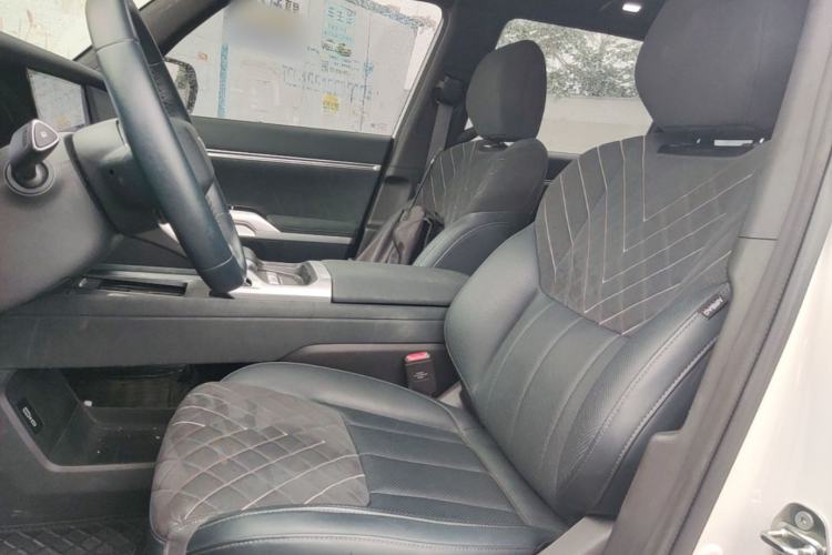 Used Deepal G318 2024 Four-Wheel-Drive Air Suspension Model Left Front Seat