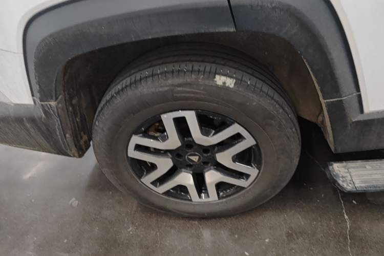 Used Deepal G318 2024 Four-Wheel Drive Comfort Edition Right Rear Wheel Hub