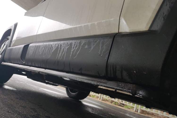 Used Deepal G318 2024 Four-Wheel-Drive Air Suspension Model Right Side Sill