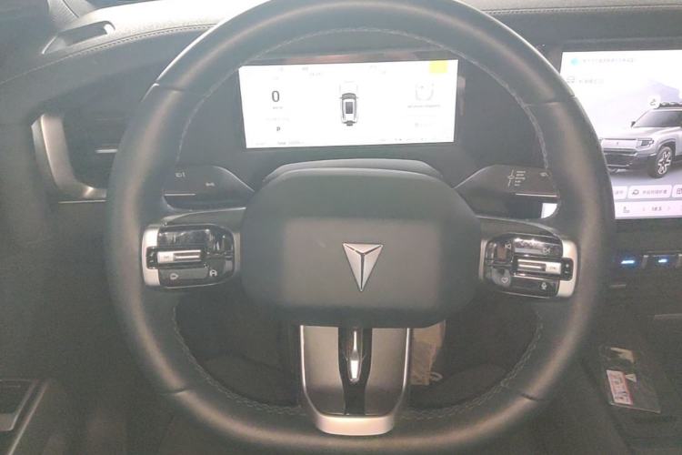 Used Deepal G318 2024 Four-Wheel-Drive Air Suspension Model Steering Wheel