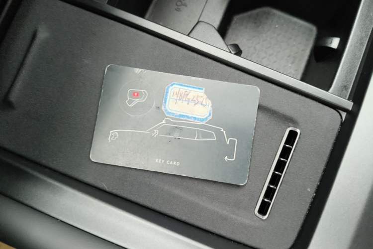 Used Deepal G318 2024 Four-Wheel Drive Comfort Edition Vehicle Key