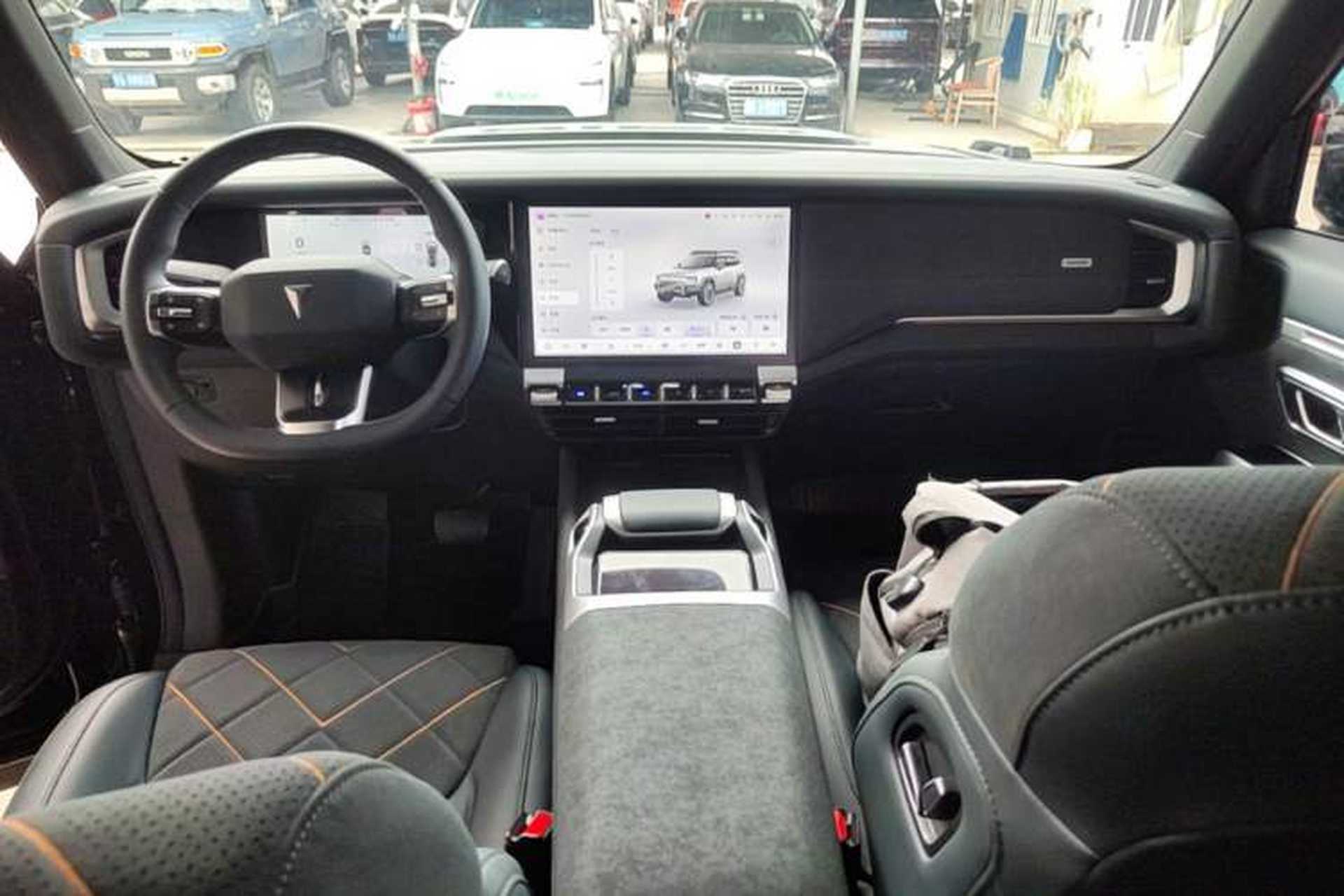 Used Deepal G318 2025 Worry-Free Adventure Edition Four-Wheel Drive Secret Realm Version Center Console
