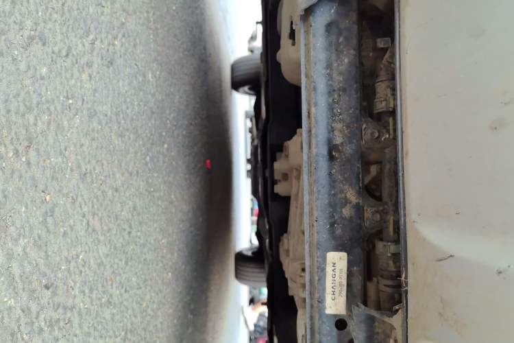 Used Deepal G318 2025 Worry-Free Cross-Country Edition Four-Wheel Drive Distant Mountains Version Chassis Front