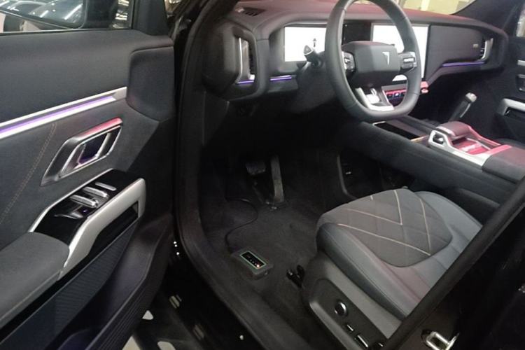 Used Deepal G318 2025 Worry-Free Adventure Edition Four-Wheel Drive Secret Realm Version Driver Seat