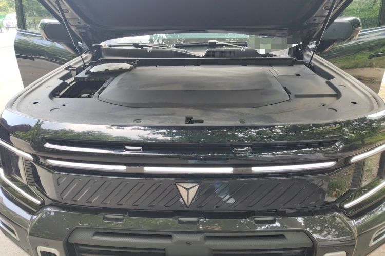 Used Deepal G318 2025 Worry-Free Cross-Country Edition Four-Wheel Drive Distant Mountains Version Engine Bay