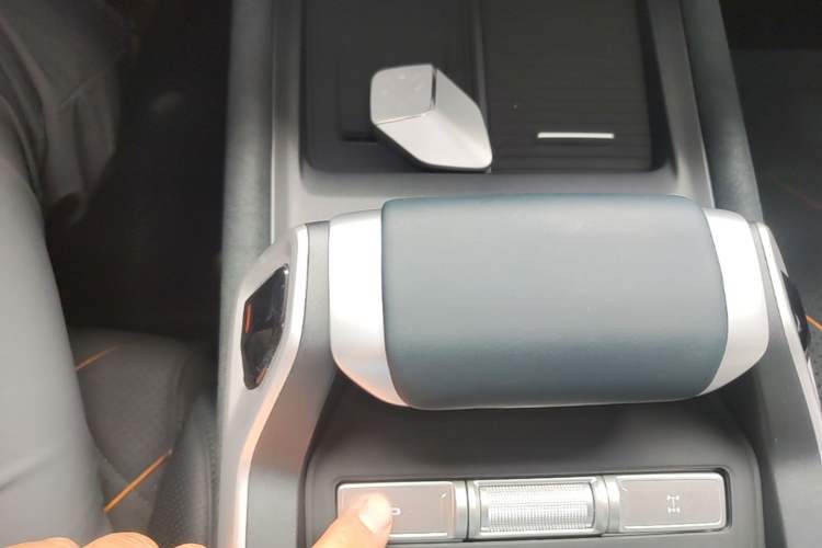 Used Deepal G318 2025 Worry-Free Adventure Edition Four-Wheel Drive Secret Realm Version Gear Lever