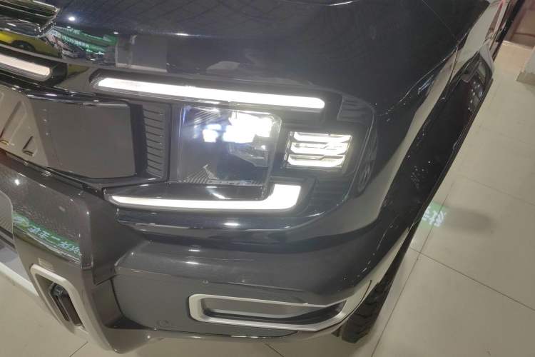 Used Deepal G318 2025 Worry-Free Adventure Edition Four-Wheel Drive Secret Realm Version Left Front Headlight