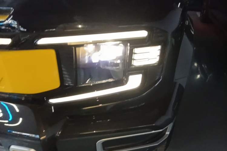 Used Deepal G318 2025 Worry-Free Adventure Edition Four-Wheel Drive Secret Realm Version Left Front Headlight